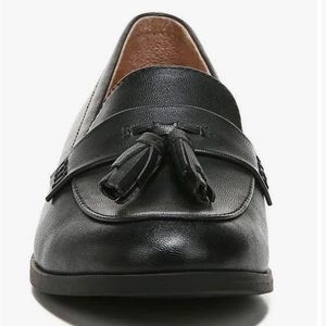 Women’s Tassel Loafers by Naturalizer in size 7. Black, worn once